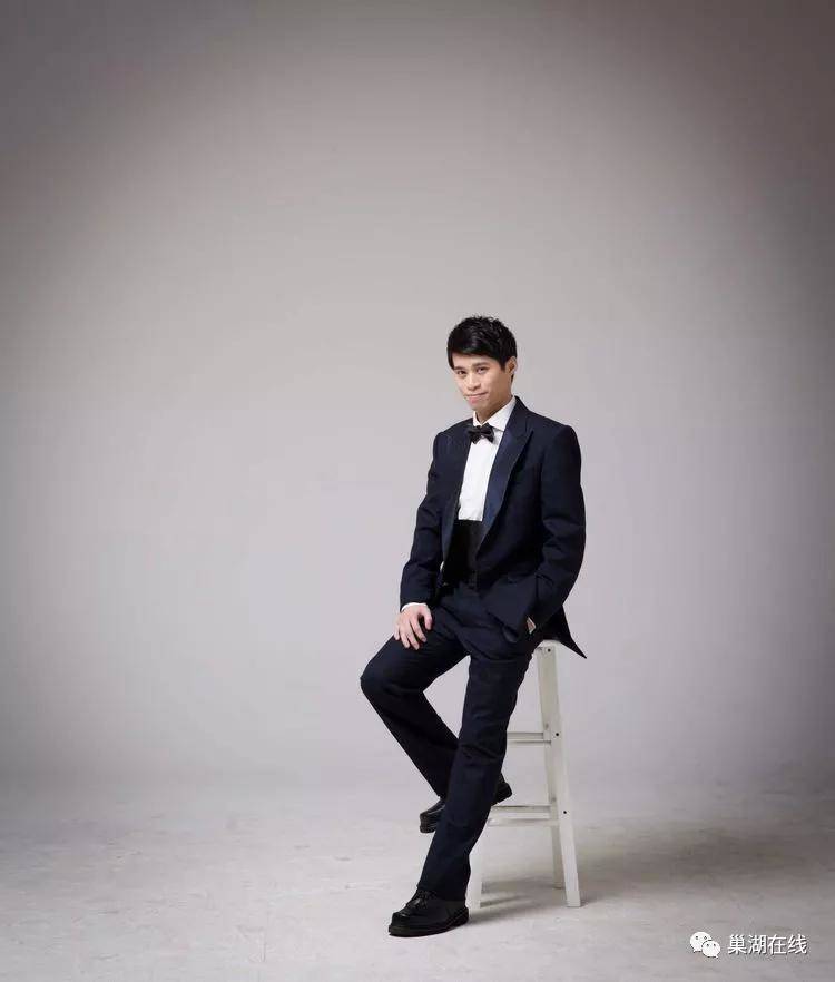 香港艺人陈嘉俊参与cctv《唱响红歌》栏目2019全国公益巡演