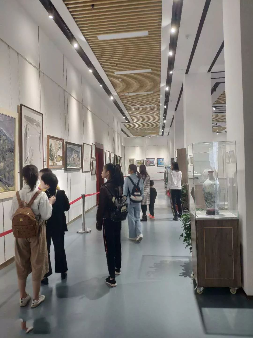 鹰潭美术馆开馆展览参观人数已突破万人,三大主题展览你不可错过!