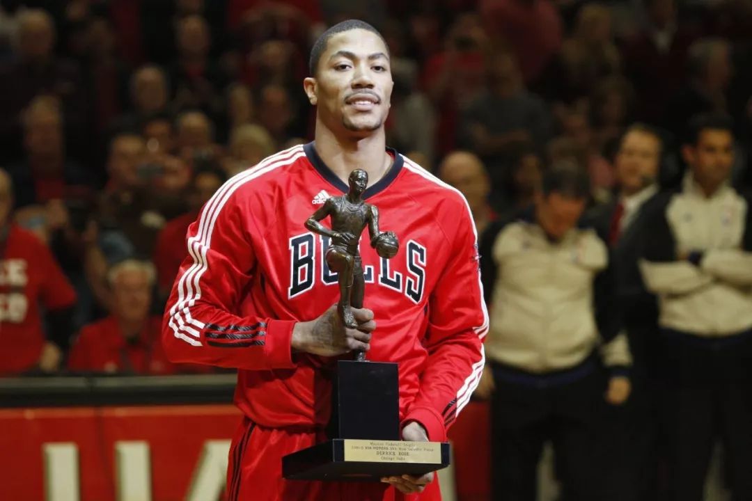 当年22岁的罗斯,是如何成为最年轻mvp的?