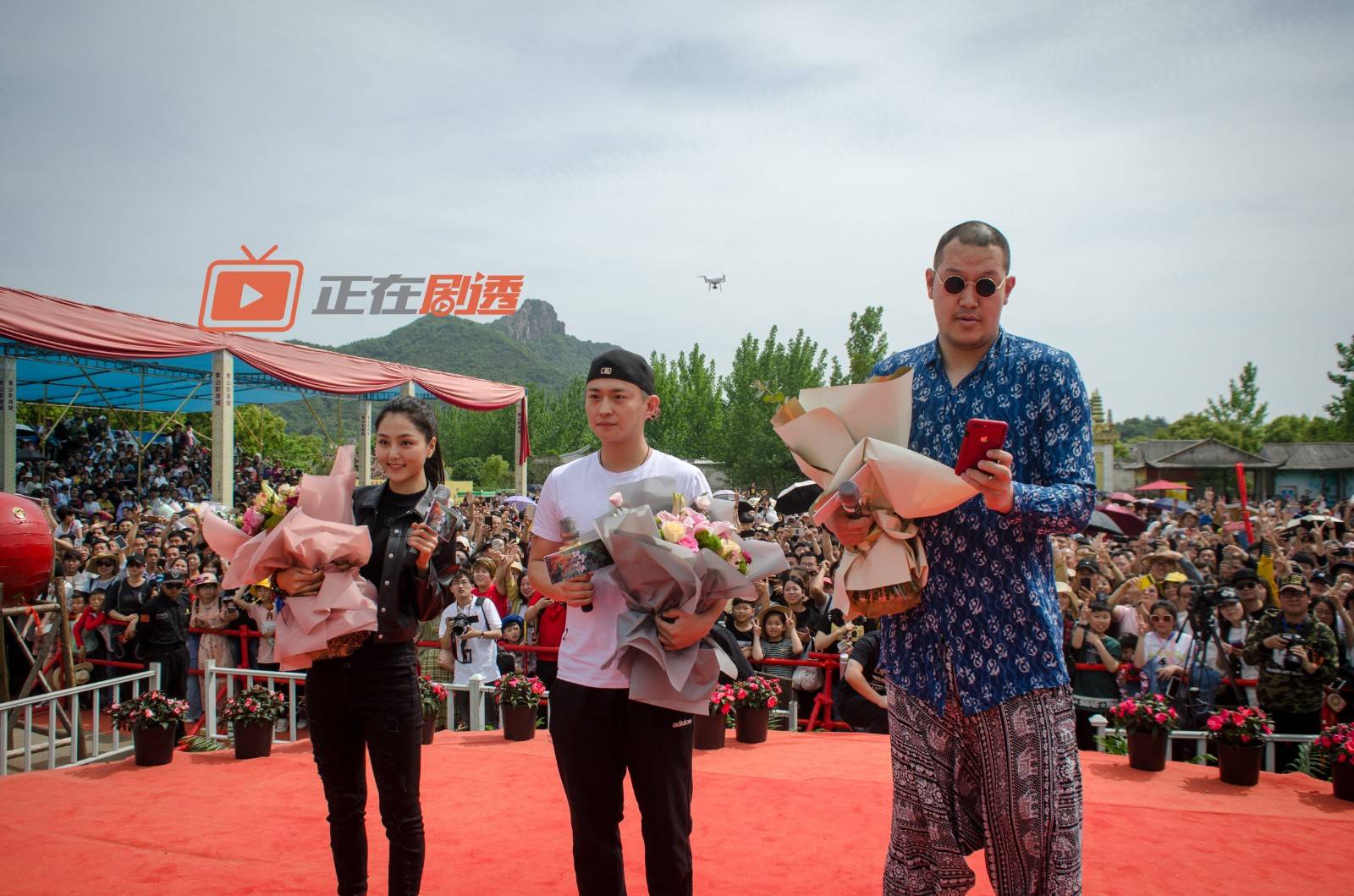 斗罗大陆剧组见面会真2米大汉民族风情如何演绎人气ip