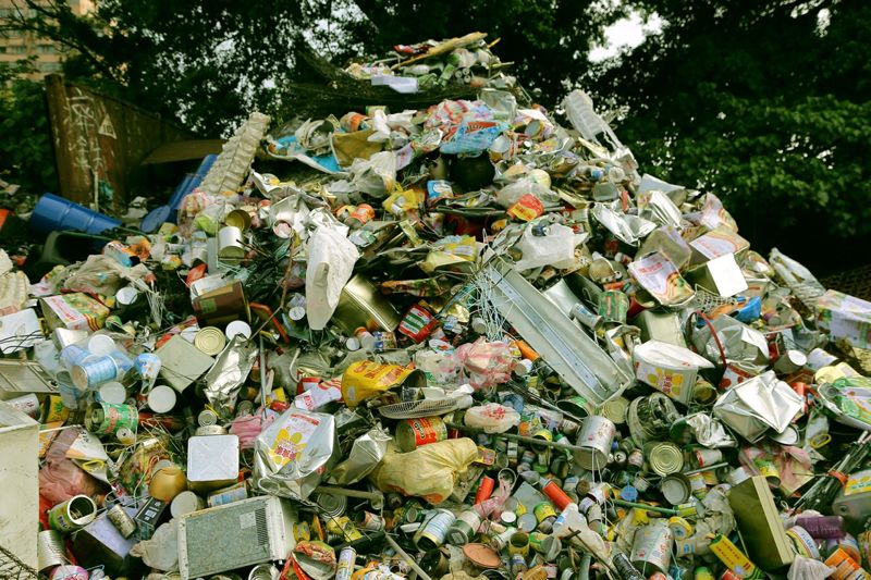 诗歌来到美术馆】第五十五期叶觅觅：诗是跟宇宙连结的微小颗粒︱专访_民生