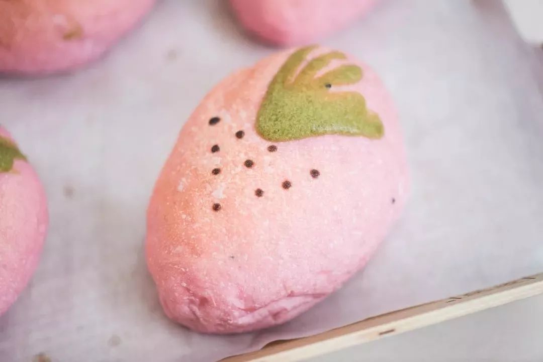霸气冰淇淋芒果&芒果雪宝宝新鲜切剥的芒果碰撞奈雪独家定制的冰淇淋