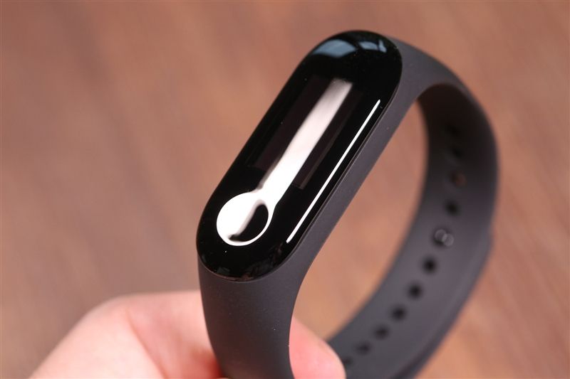 小米手环4曝光外观交互大改这一次功能媲美iwatch