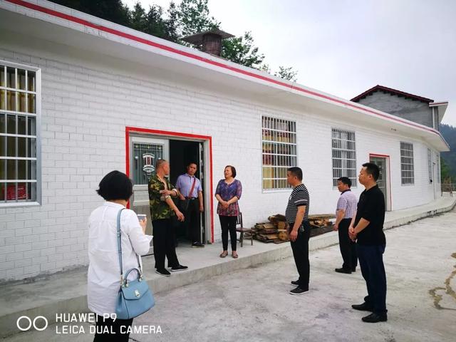 桑植县委统战部到上河溪乡督导当前重点工作