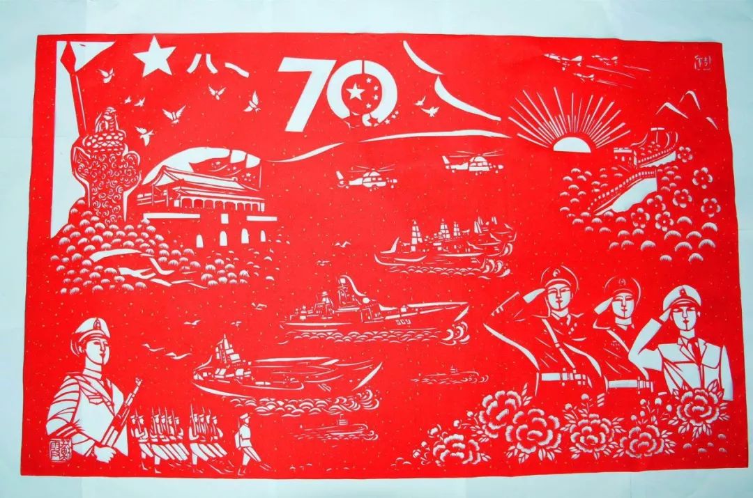 【城市文化】崂山区非遗传承人苏霞创作剪纸长卷庆祝海军节