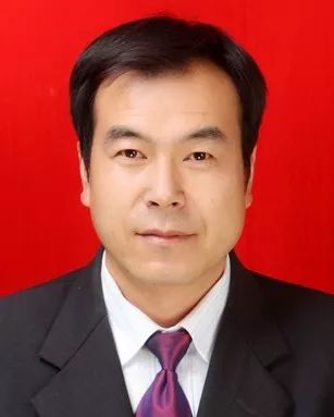历任泾源县爱卫会办公室副主任,泾河源镇政府副镇长,计生局局长,旅游