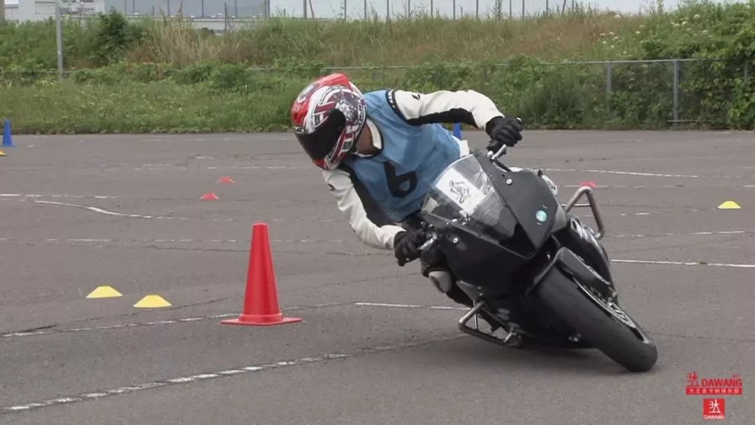 大王金卡纳基础功s型穿桩的技巧上