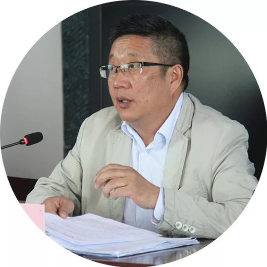 市场监管局副局长黄雄就如何判断一体式三格化粪池质量和标准,如何