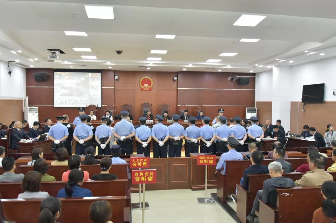 扫黑除恶专项斗争建瓯市首例涉黑案件开庭