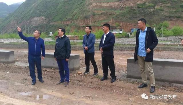 李建功检查指导脱贫攻坚重点任务落实情况