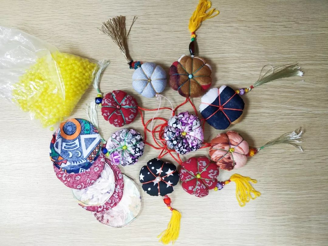 春生夏长 —— "移动盒子"南瓜香包手工技能活动