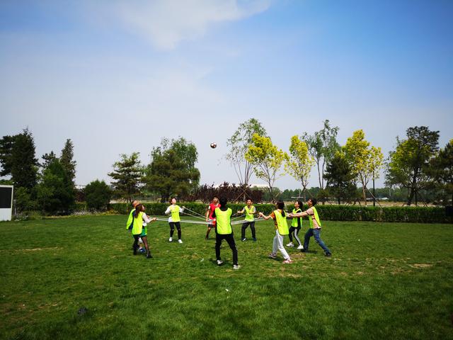 团队建设趣味定向草坪婚礼十八般武艺看哪一招最配你