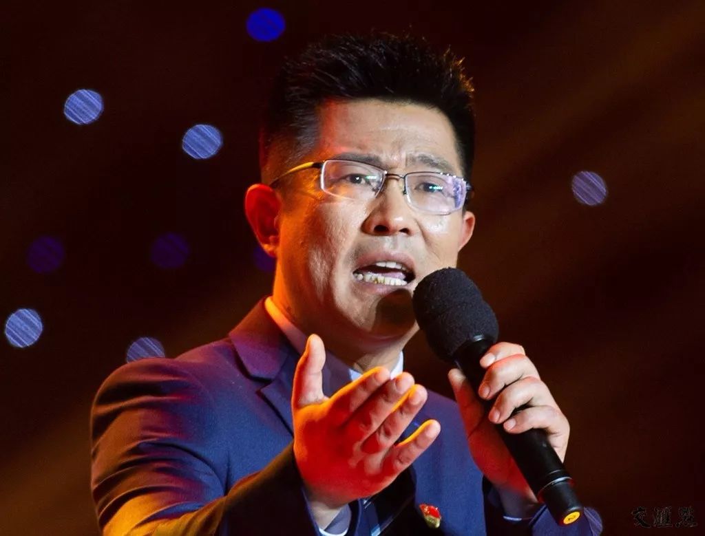 靖江这个选手牛!_黄铭