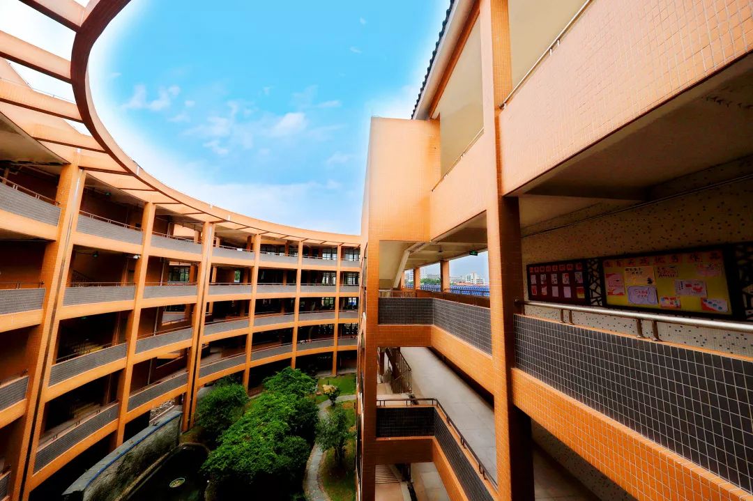 东涌中学2019年校园开放日邀请函