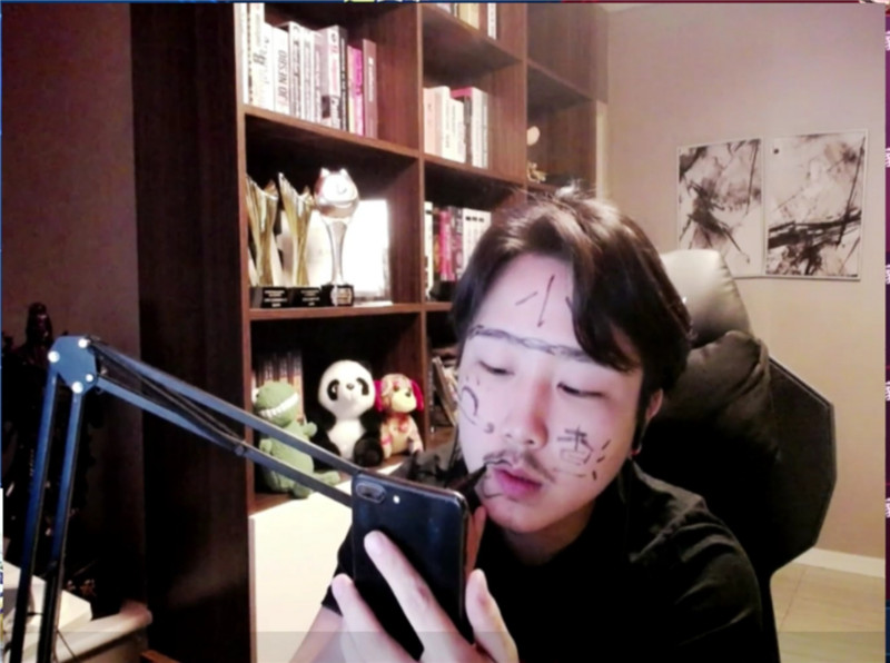 原创王者荣耀:大锤带小姐姐上分,输了接受惩罚,脸上已经不能看了!