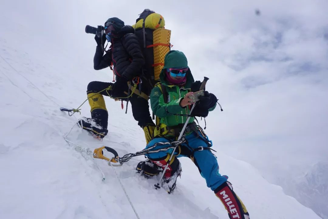 名人坊 | 罗静的垂直极限_登山