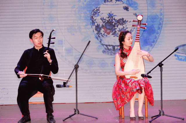 05舞蹈《护花使者》表演者:李倩云等06歌曲《守护生命的天使》表演者