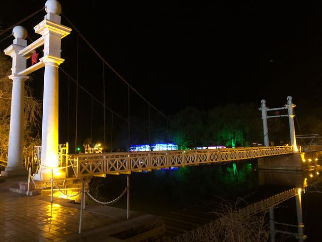扎兰屯吊桥公园