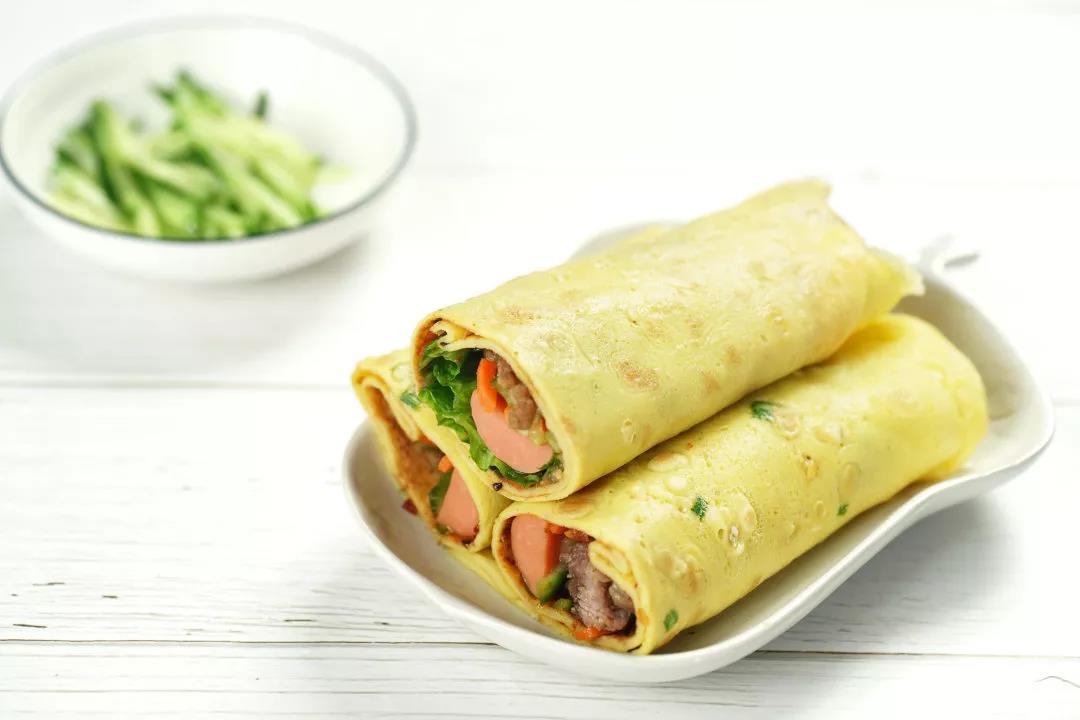 早餐鸡蛋卷饼这样做,孩子大人一扫光!