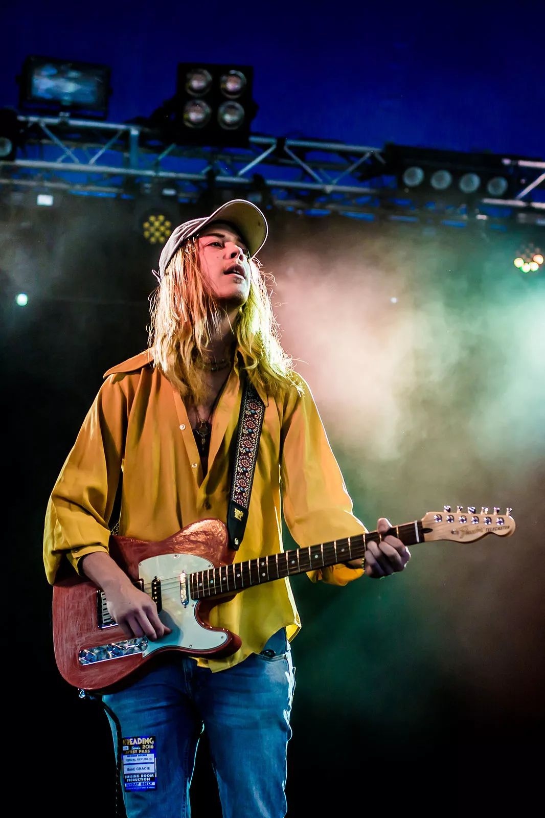 isaacgracie在诗歌与音符间游弋的少年