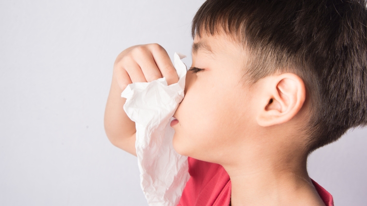 睡觉就鼻塞醒来就没事小孩容易被忽视的风水性感冒