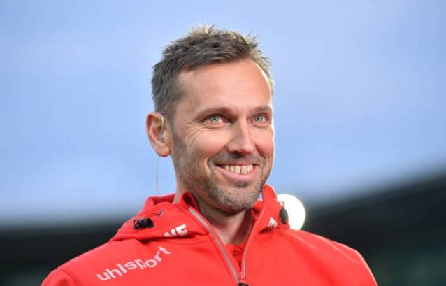 执教德乙首秀就带队杀入德甲还拿下联赛冠军_瓦拉克