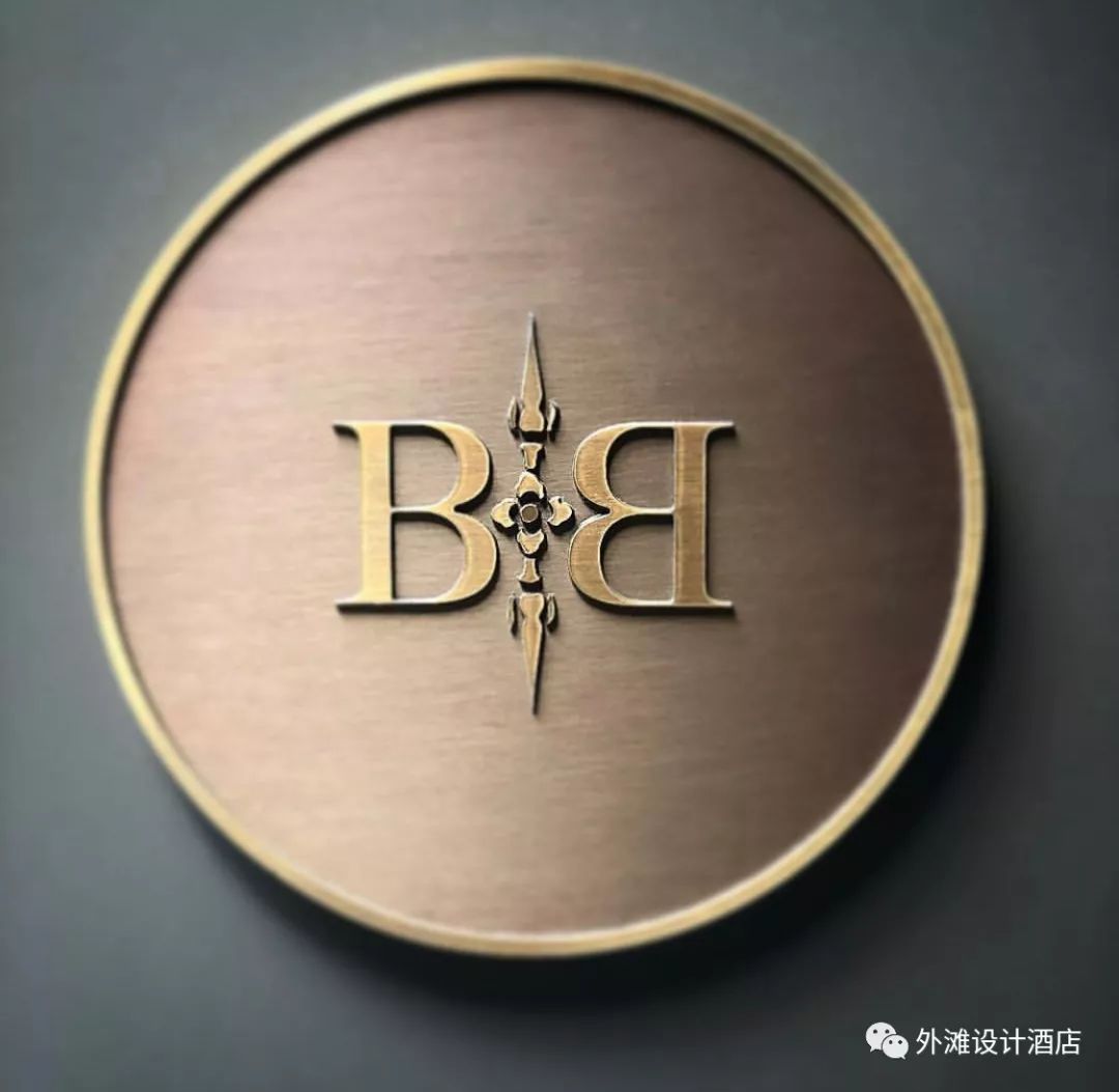 每家瑰丽酒店都会有一个独特的定制logo,在酒店细节中可以寻找到.