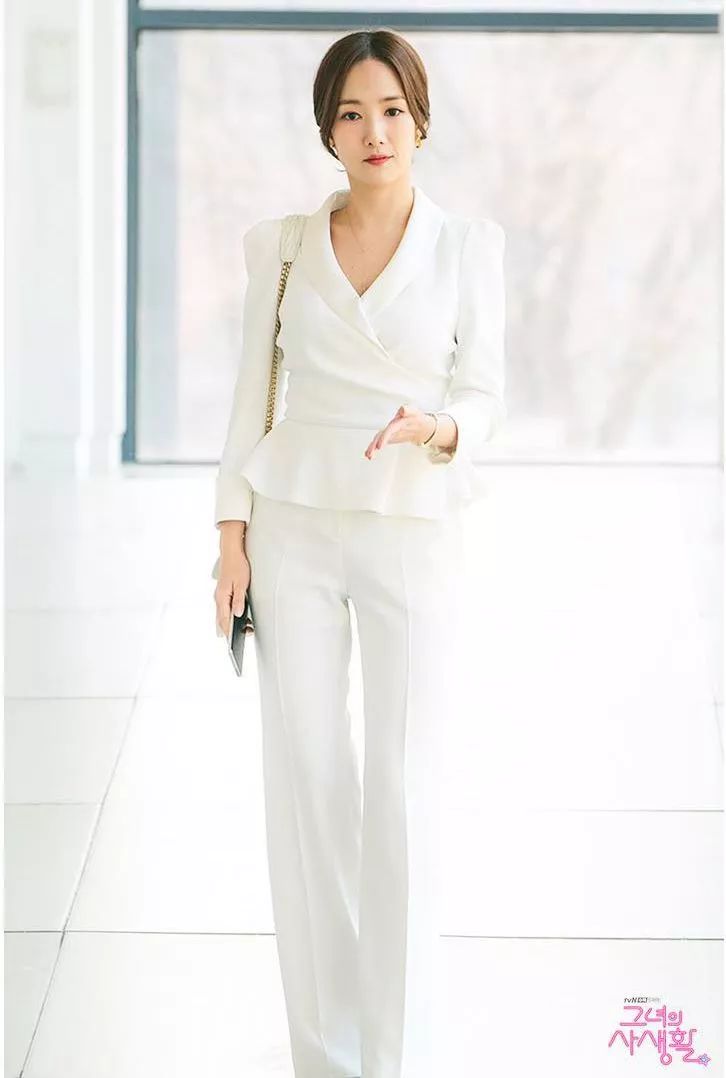 朴敏英她的私生活行走的教科书职场白领必学西装造型穿搭术