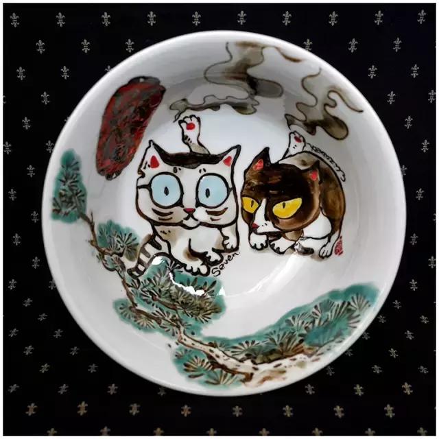 一个人在景德镇做陶瓷的第四年丨黄一笑和她的日系风器物