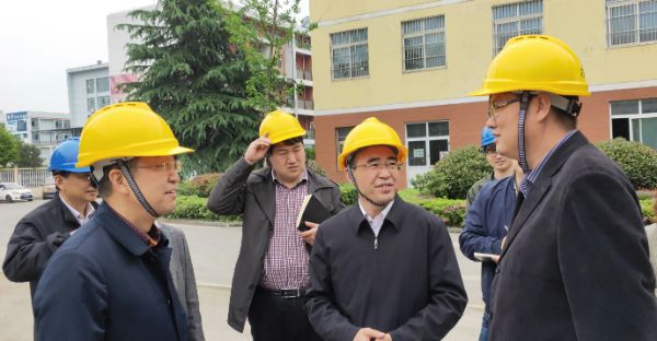 开发区调研项目建设,产业发展情况,市政府副秘书长王军,区领导卢斌