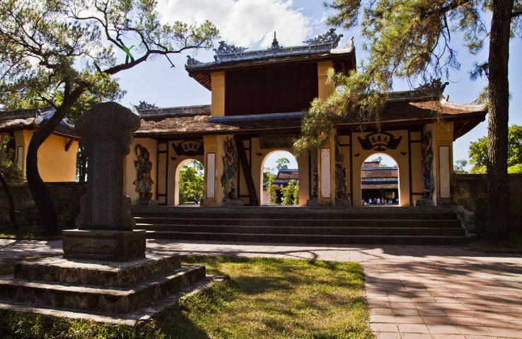 原创67越南最大古建筑群修建上仿造了我国故宫却仍被列为世界遗产