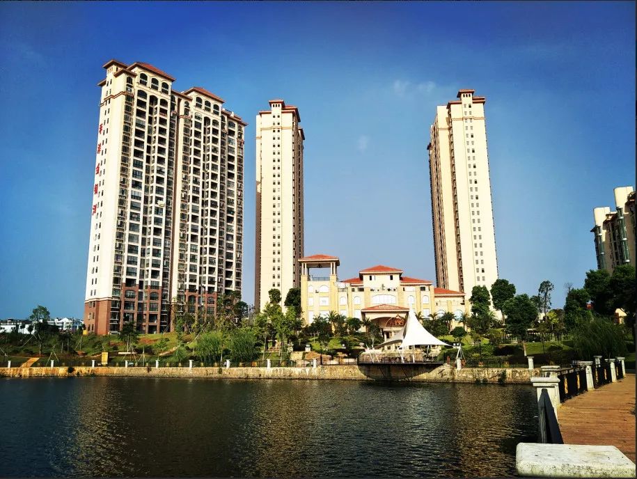 这周六《中国好声音》嘉鱼赛区总决赛,在金银湾进行巅峰对决!