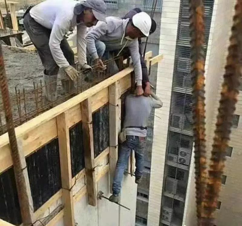 15天158死618伤,安全意识不过硬,干活就像在玩命