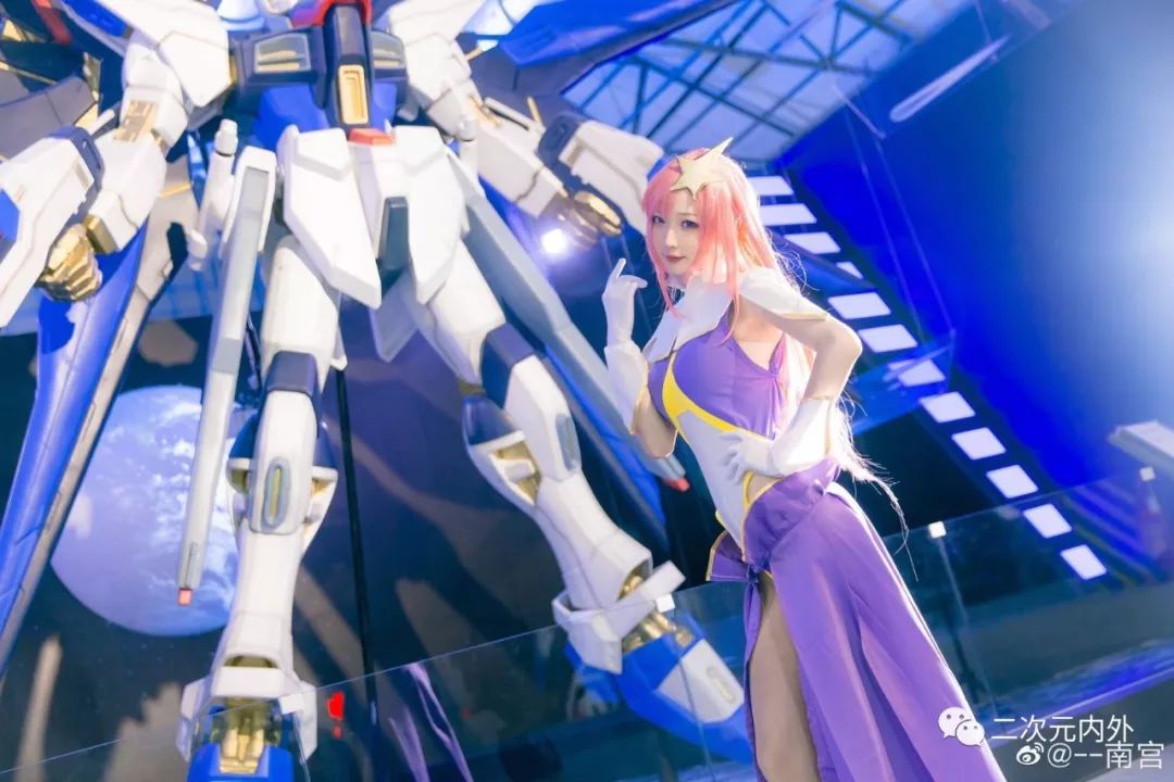 高达seed destiny 米娅