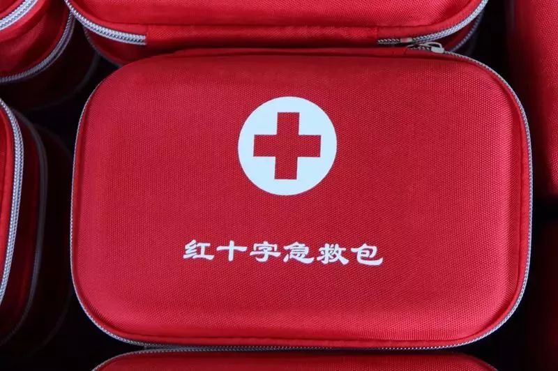 配齐有效公交急救包 提升市民出行安全感_市红十字会