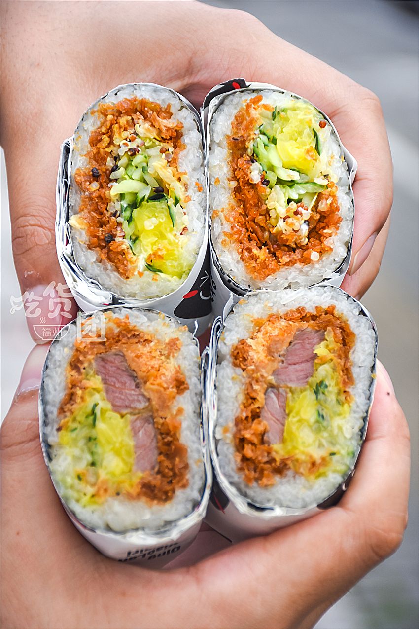 5元1个福州这家店的超长长长拉丝饭团专门欺负嘴小的人