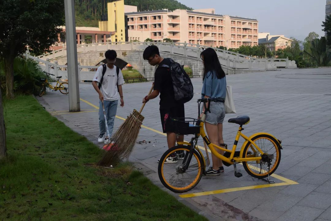 大学校园文明行为图片图片