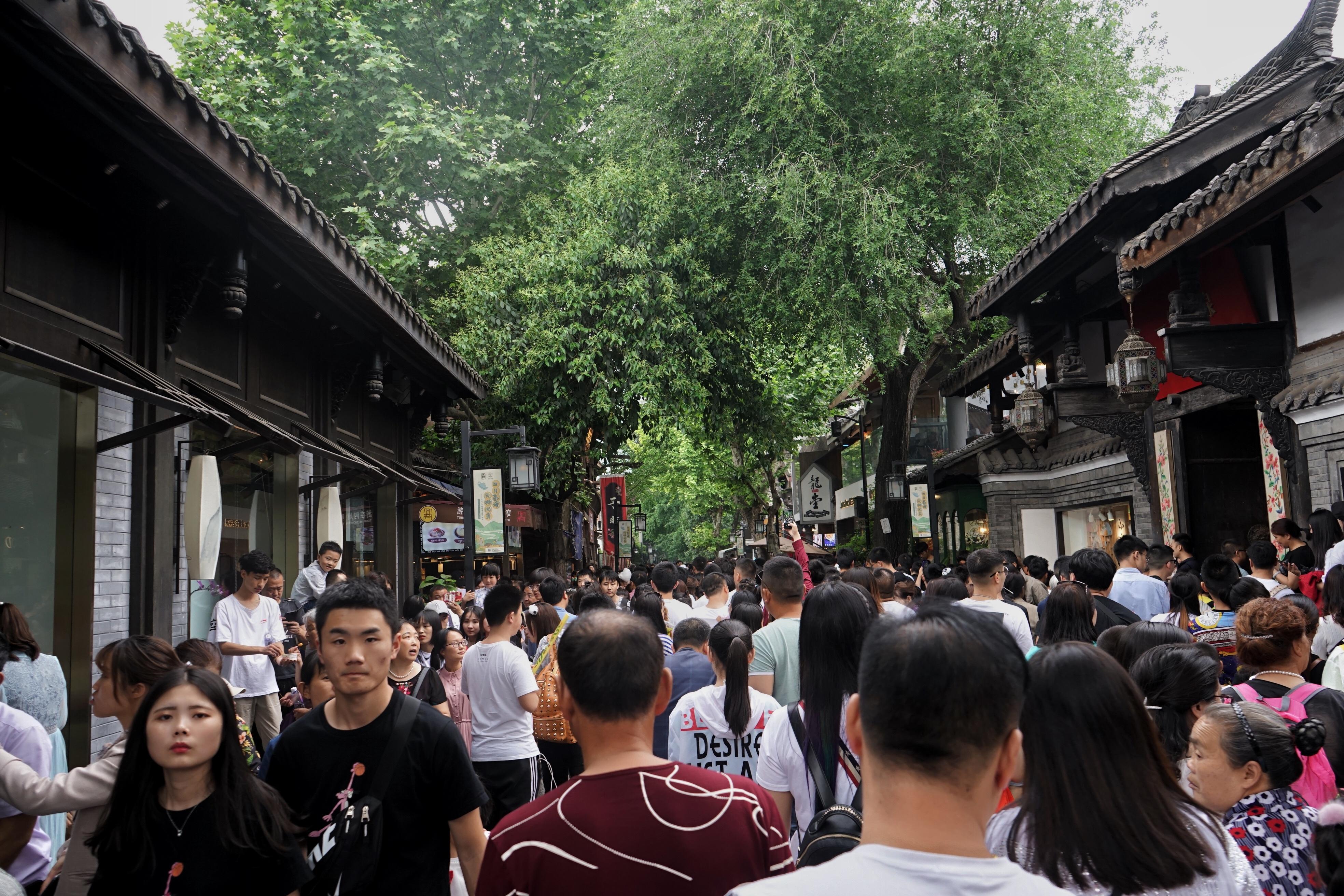 武侯祠 锦里 文殊院 宽窄巷子 火锅,成都一日游就该这么玩!