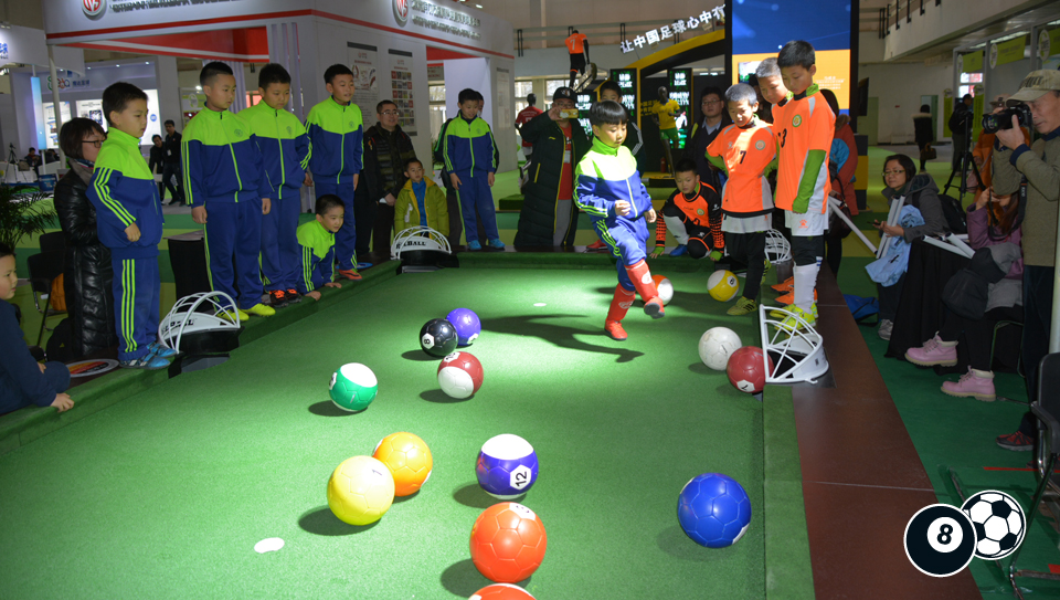 poolball普利佰台式足球走进校园