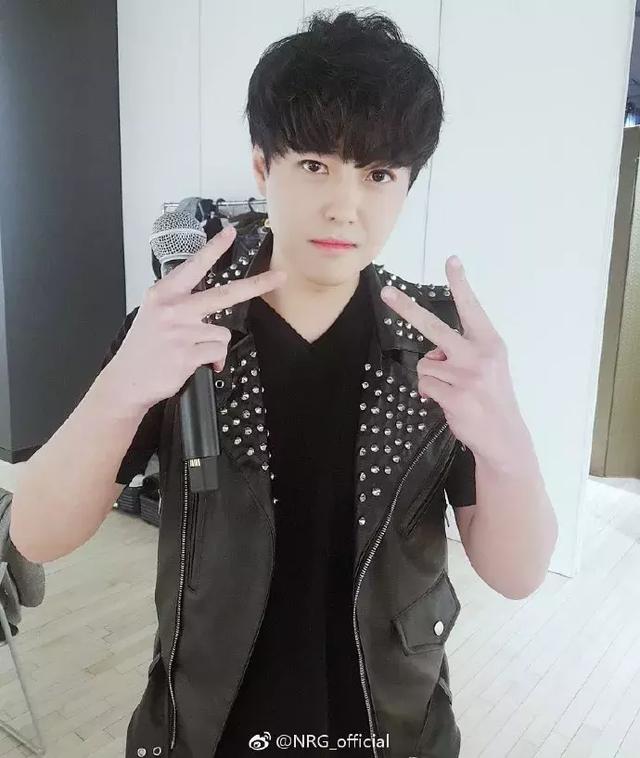 韩国花美男鲁裕敏,从200斤到140斤,神仙颜值诠释胖着玩玩!_减肥