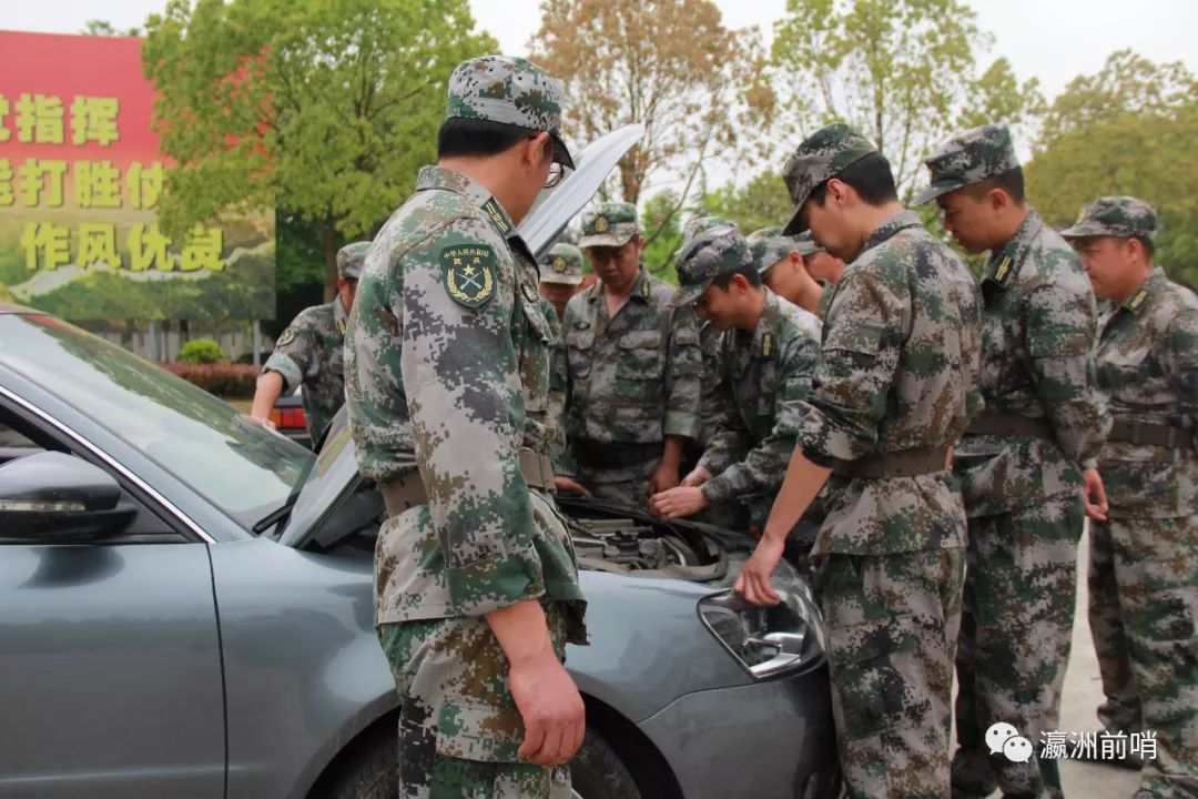 車輛維護保養訓練防化訓練加強民兵軍事訓練是建設強大的國防後備力量