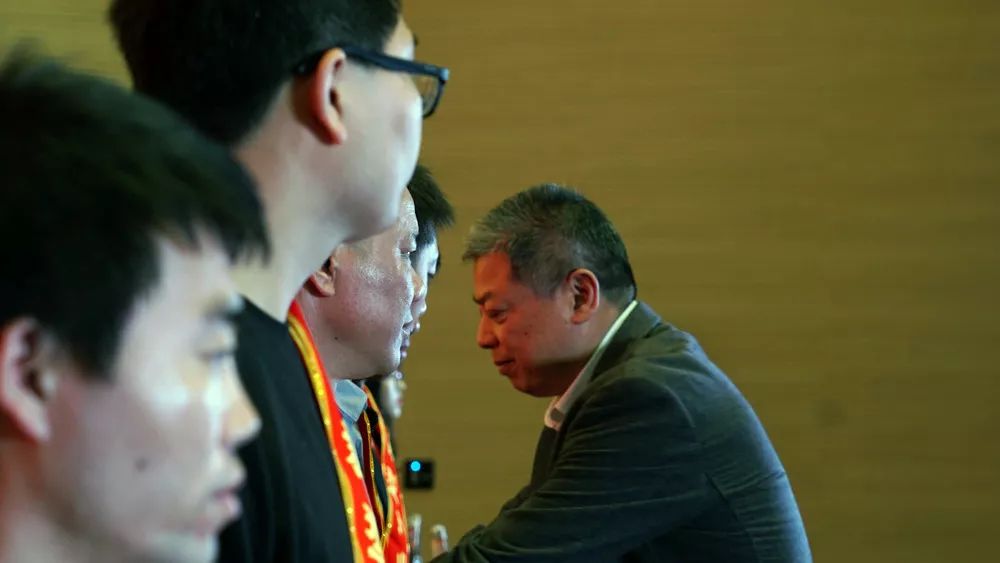 阮仙花浙江万银汽车集团有限公司 袁宝根千年舟新材科技集团有限公司