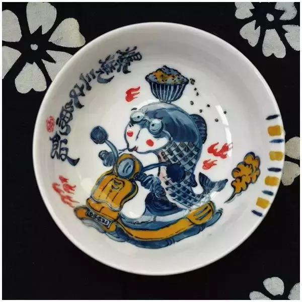 一个人在景德镇做陶瓷的第四年丨黄一笑和她的日系风器物