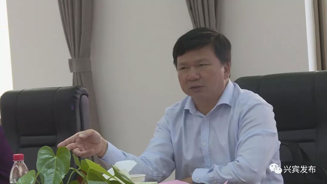 头条杨添才提高服务企业意识助推企业做大做强