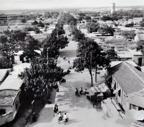 90年代应城市GDP_应城市90年代照片(3)