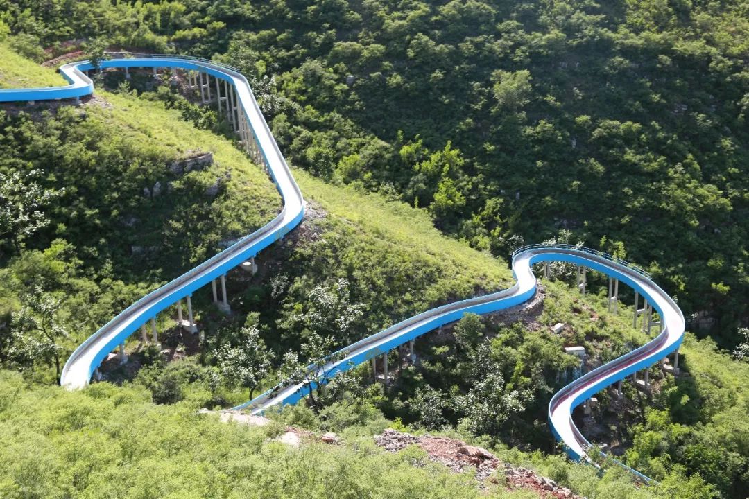 五一假期1800米高山漂流嗨起来!吃喝玩儿乐一条龙!