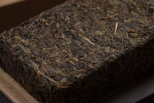 来自六步溪自然保护区的安化黑茶带你感受从茶园到茶杯的醇正滋味