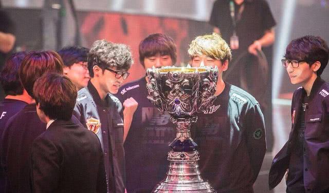 faker喜迎23岁生日生涯回顾双劫三冠都比不上最后一图