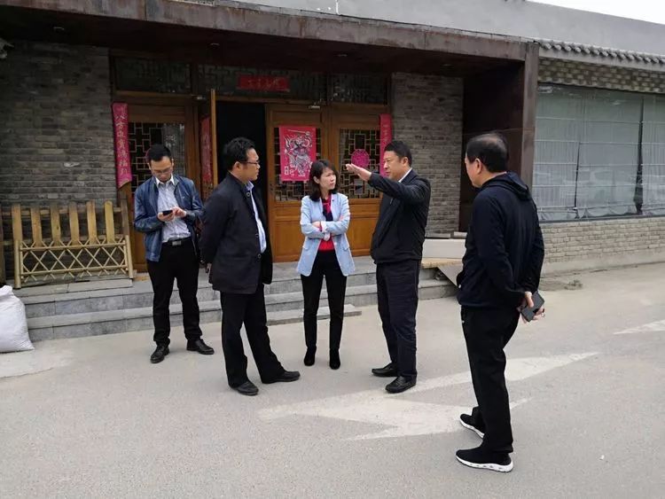 党务政务二七区委常委区委办主任袁斌到樱桃沟景区调研文化产业项目