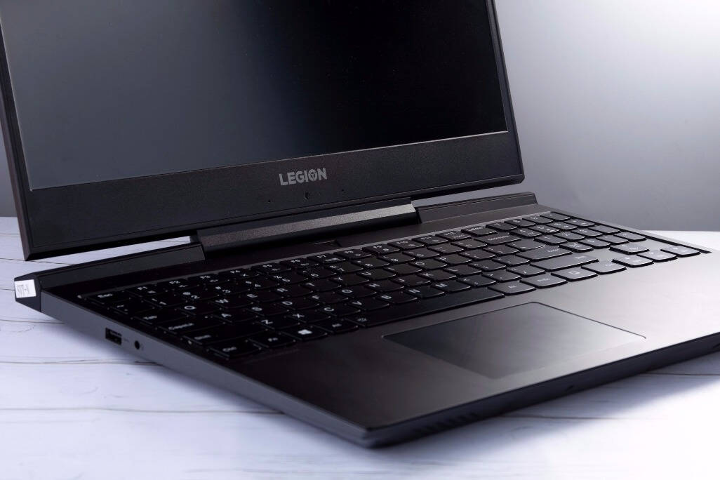 电竞当道的时代下联想y7000p给你理想中的辅助